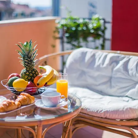 Royal Rest Apartment *