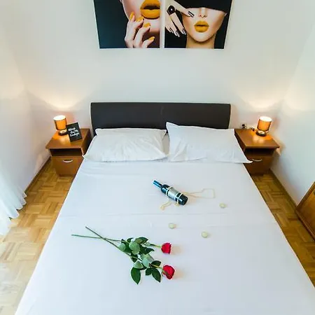 Apartment Royal Rest Split